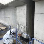 コンクリート補修　仕上げ　方法　リペレジ　リペカラー　高所　部分　色ムラ